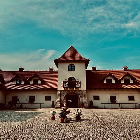 Отель Stanica Hucul Sulkowice  Экстерьер фото